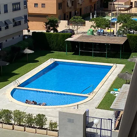 Habitacion En El Piso Con Piscina